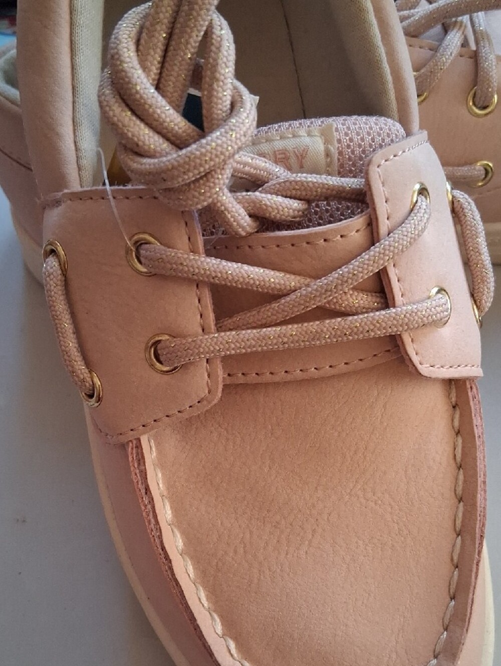 Walking To School With Sperry Kids Blush Pink Boat Sneakers Size 3M. - Picture 2 of 8